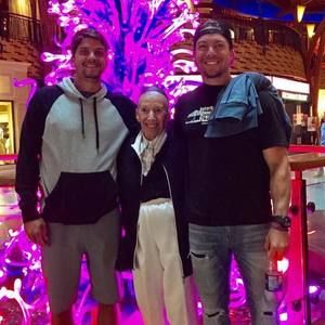 Meet your Posher, Christopher